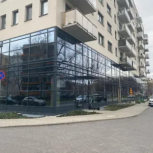  Apartament Enes Legnicka Street A